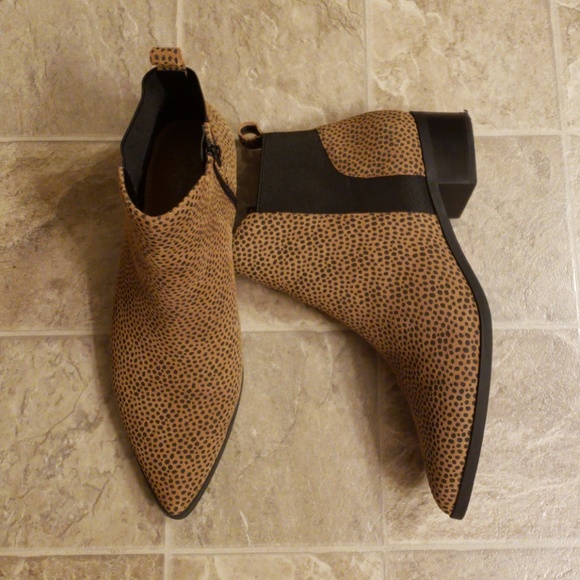 crown vintage afessa bootie leopard